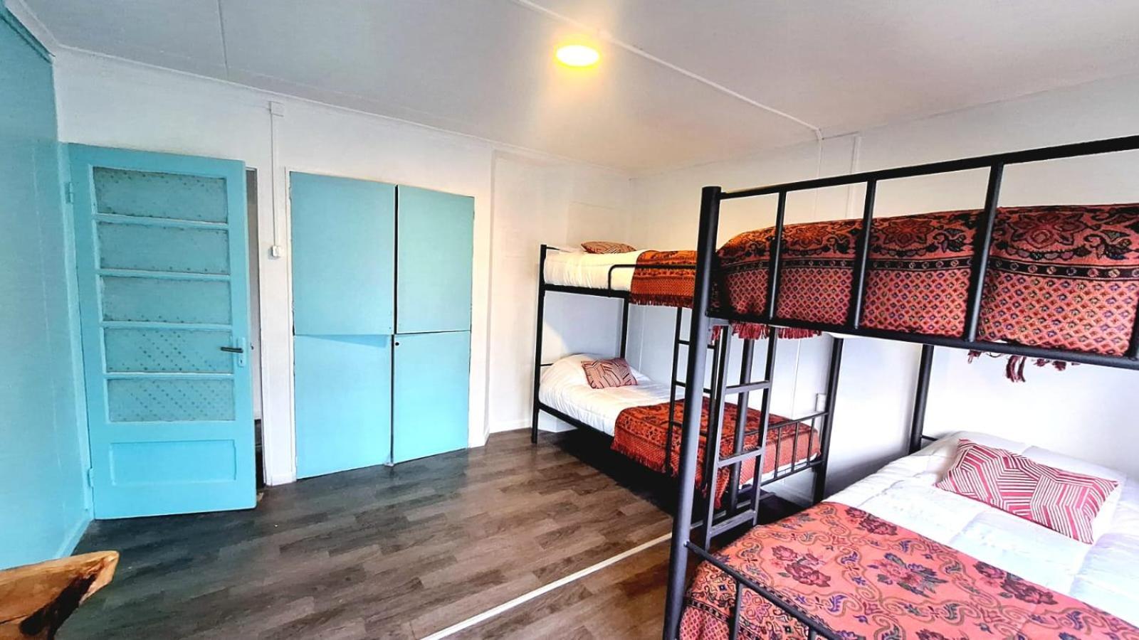 Hostel Kuntur Пуерто-Наталес Екстер'єр фото