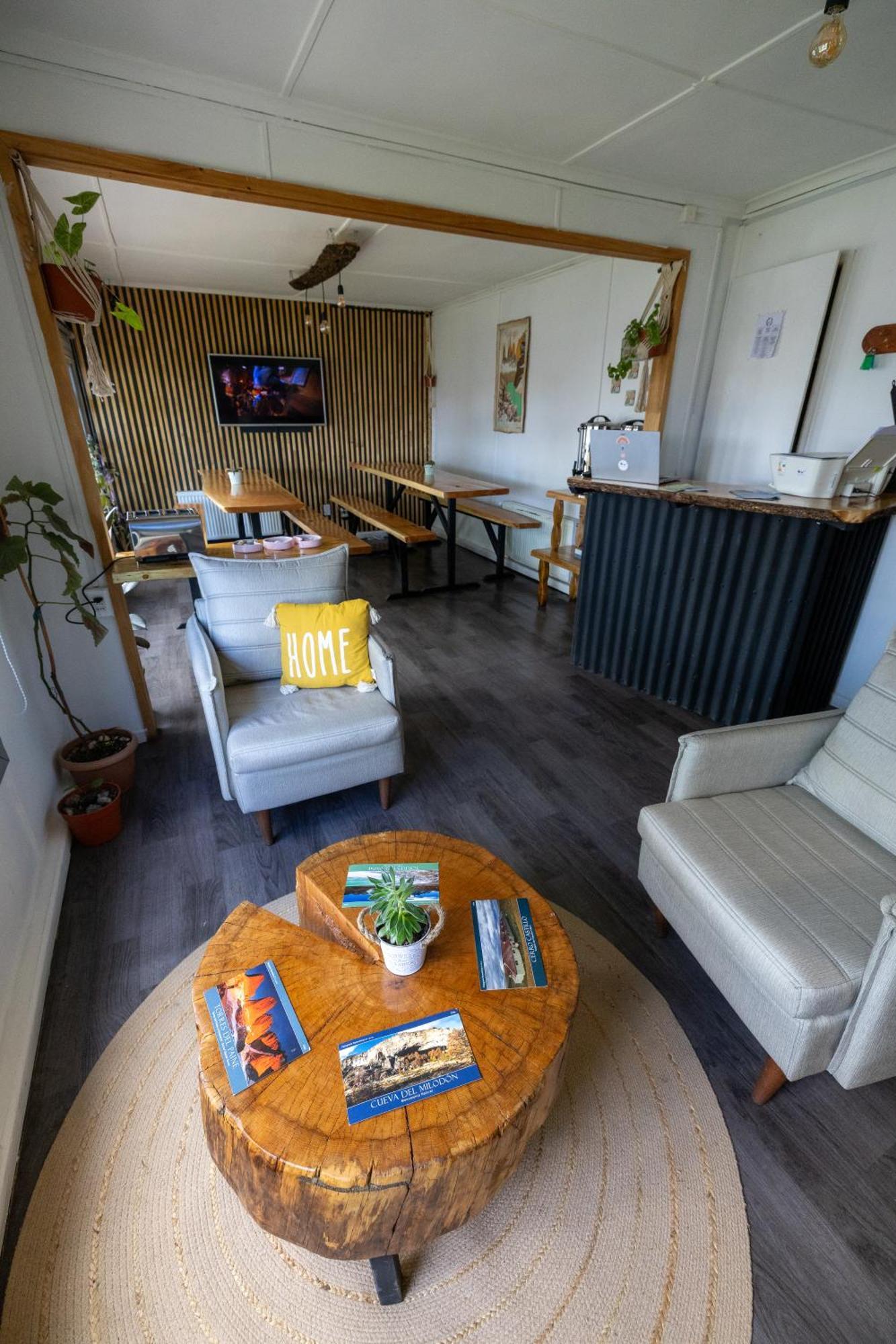 Hostel Kuntur Пуерто-Наталес Екстер'єр фото