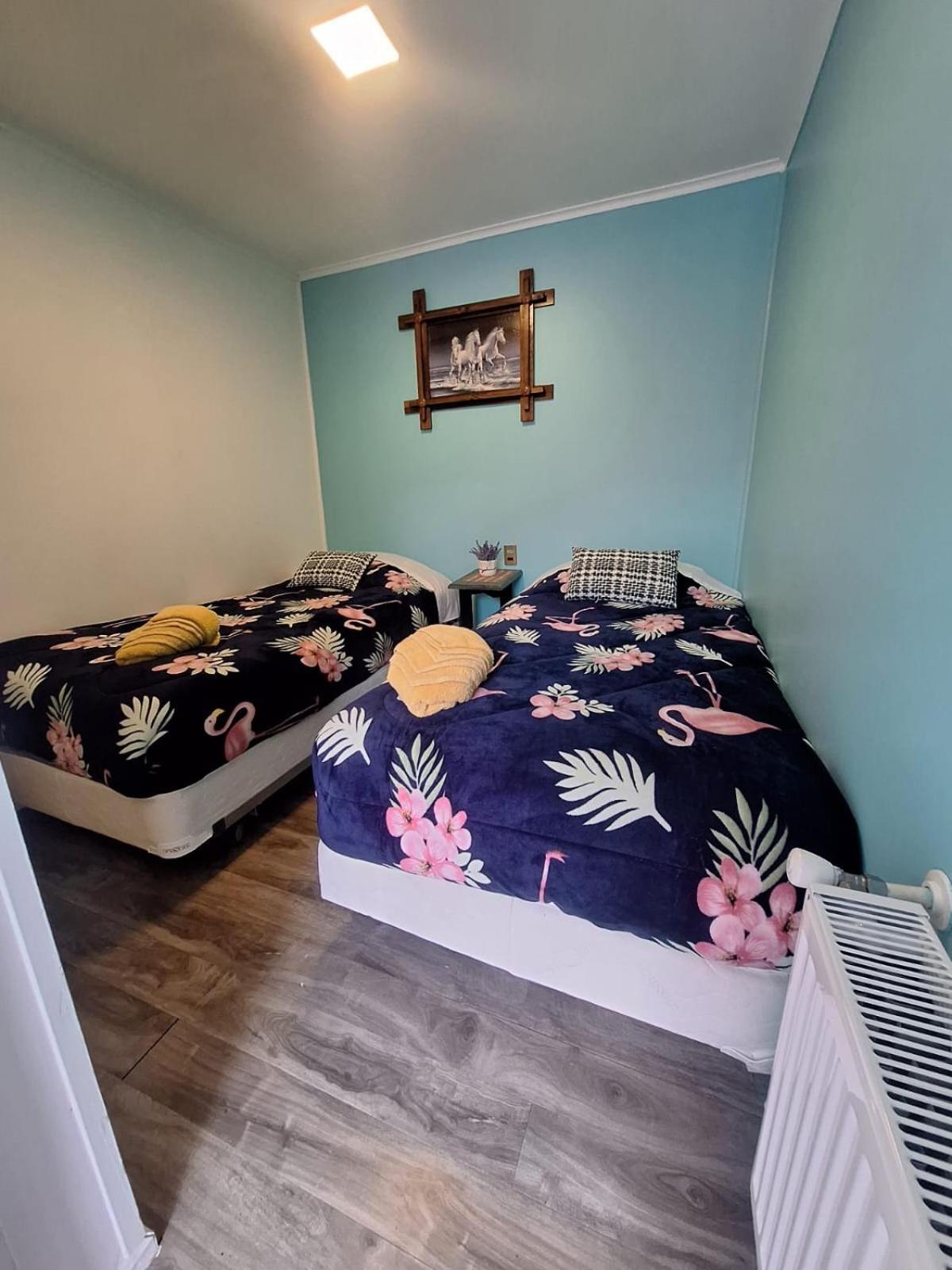 Hostel Kuntur Пуерто-Наталес Екстер'єр фото